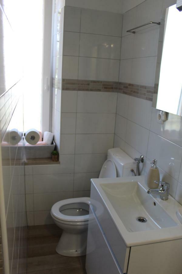 Apartment & Room'S Anni Zadar Exterior photo